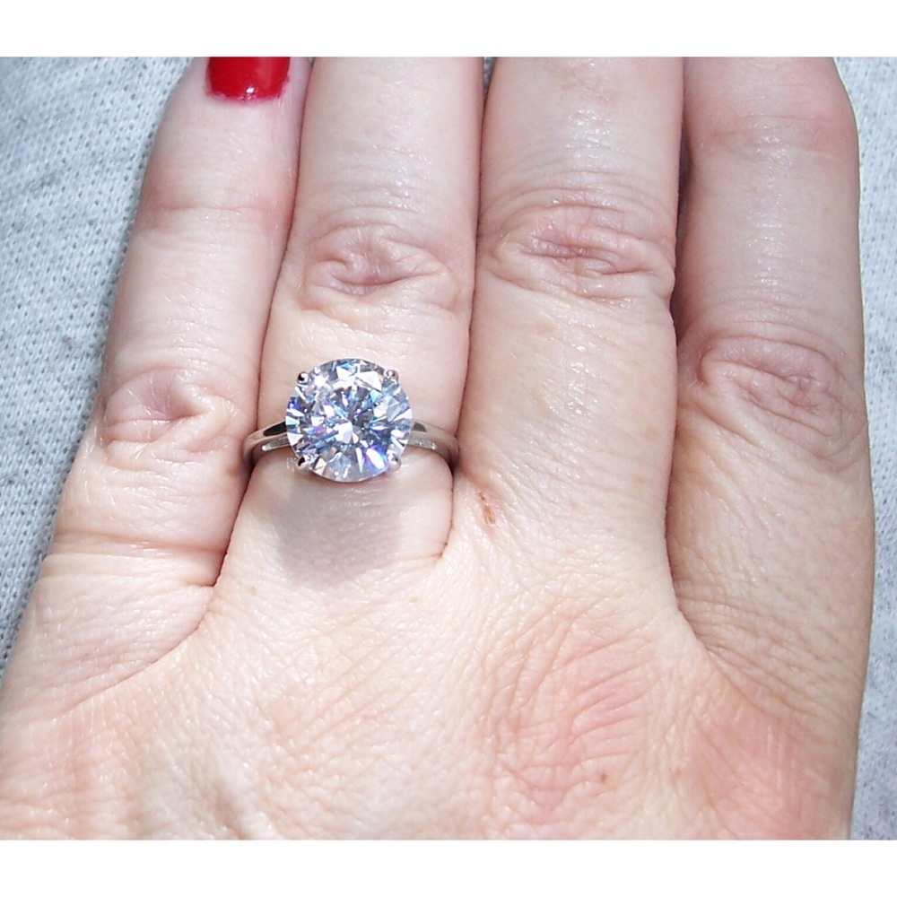 Round Cut Solitaire Ring Cubic Zirconia Stainless Steel Women's - Picture 13 of 16